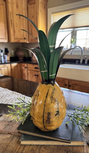 METAL PINEAPPLE *NEW* AVAIL JAN 2026